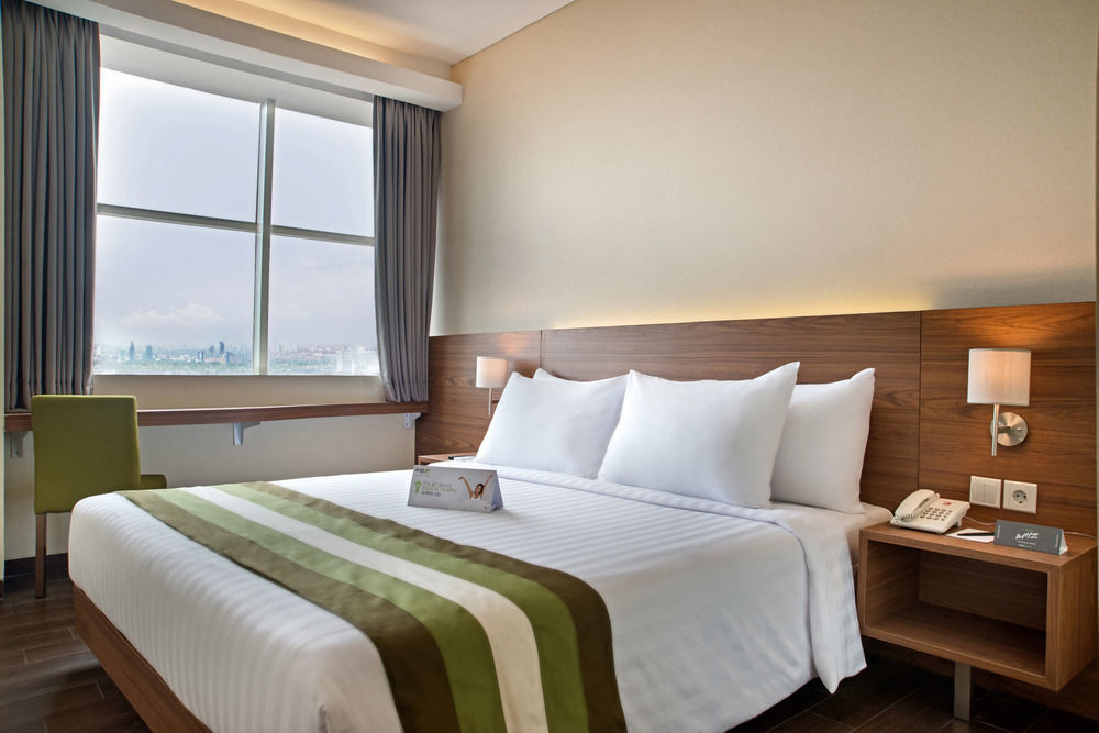 Grand Whiz Poins Simatupang Джакарта Экстерьер фото