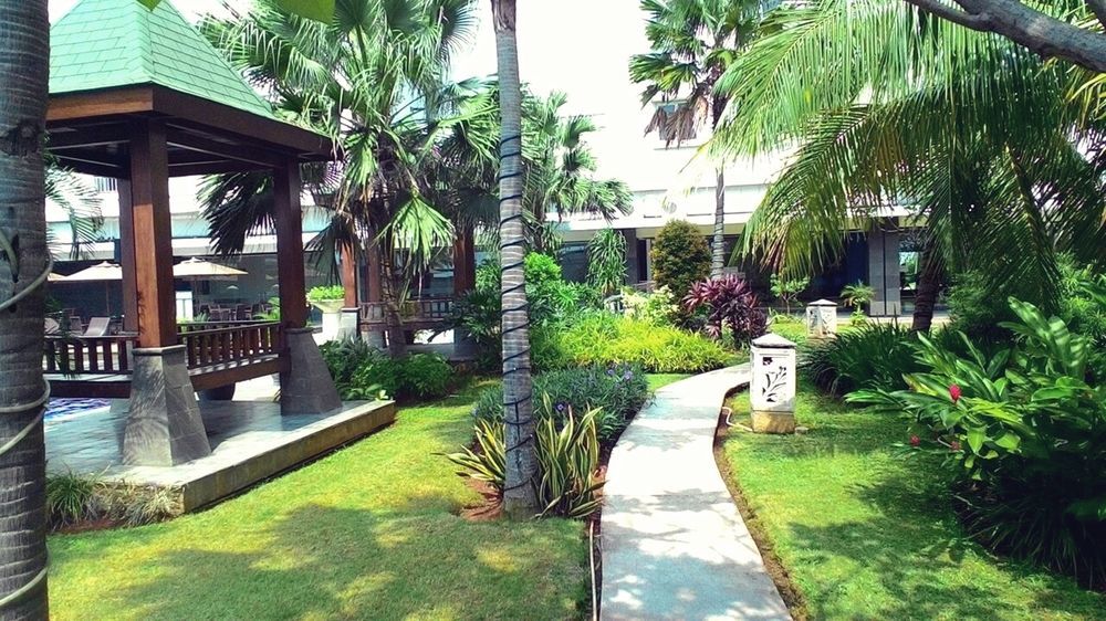 Grand Whiz Poins Simatupang Джакарта Экстерьер фото