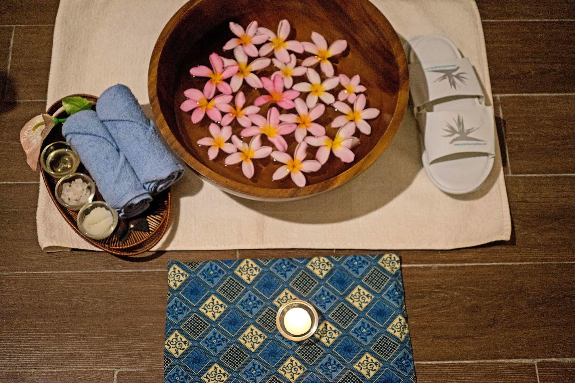 Grand Whiz Poins Simatupang Джакарта Экстерьер фото